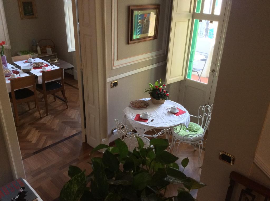 Hôtel La Casa Di Dadda à Messine Extérieur photo